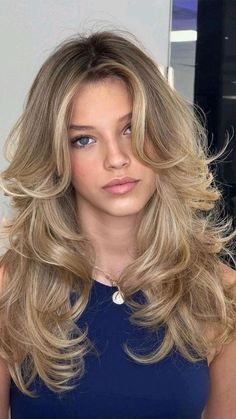 #hairstyleideas 90s Haircuts, Blonde Hair And Blue Eyes, Vacation Hairstyles, Hairstyles For Layered Hair, Blonde Hair Inspiration, Blowout Hair, Haircuts For Medium Hair, Haircuts For Long Hair, Hair Inspo Color