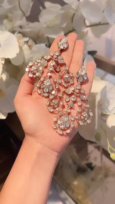 A.S Motiwala Fine Jewellery (@asmotiwala) • Instagram photos and videos Timeless Pieces, Instagram Profile, Art Pieces, Fine Jewelry, Instagram Photos, Photo And Video