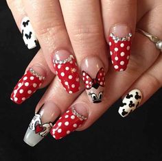 And this Minnie Mouse nail art. Mouse Nail Art, Nail Christmas