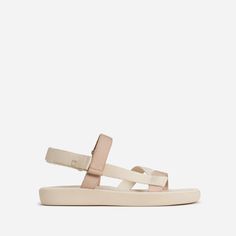 The summer travel outfit you need will keep you comfortable on the plane while keeping you stylish when you re-wear it during the trip. If you are traveling soon, then you will want this summer travel outfit. Flats Sandals, Boots Sneakers, Sport Sandals