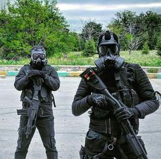 British Sas, Gas Masks, Survival Kit