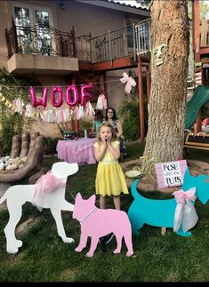 Dog Party Backdrop, Puppy Party Backdrop, Dog Photo Booth Ideas, Dogs Birthday Ideas, Puppies Birthday, Dog Bday, Dog Event, Birthday Dogs