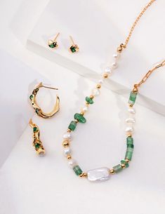 6.0-10.0mm Baroque Pearl Jade Crystal Beaded Necklace | Jewelry | Three Fleas New Necklace Designs, Green Strawberry, Gold Baroque, Jade Crystal, Crystal Bead Necklace, Baroque Pearl Necklace, Pearl Choker Necklace, Work Party, Natural Pearl