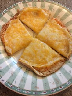 Quick Tortilla Snack, Tortilla Cheese Crisps Baked, Cheese Crisps Tortilla, Ideas With Tortillas, Crispitos Recipe, Soft Tortilla Recipe, Cheesy Tortilla, Mexican Carnitas, Cheese Tortillas