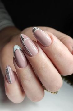 December Nails Fashion Styling Tips