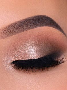 Soft Glam Makeup Looks To Try This Season, Eyeshadow makeup Ideas Ball Makeup, Eye Makeup Images, Engagement Makeup, Prom Eye Makeup, Soft Glam Makeup