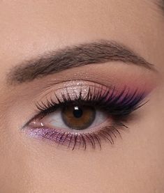 Teknik Makeup, Eye Makeup Images, Prom Eye Makeup, Pink Eye Makeup, Cute Eye Makeup, Eye Makeup Techniques, Eye Makeup Pictures, Purple Makeup, Makijaż Smokey Eye