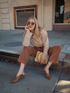 Corduroy Wide Leg Pants, Cord Trousers, Monochromatic Outfit, Yoga Pants Outfit, Oui Oui, Look Chic, Look Fashion, Paris Fashion