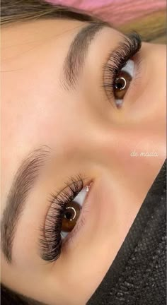 Natural Hybrid Lash Extensions, Hybrid Extensions, Hybrid Lash Extensions Styles, Wispy Hybrid Lash Extensions, Hybrid Wispy Eyelash Extensions, Hybrid Eyelash Extensions, Natural Lash Extensions, Hybrid Lash Extensions, Hybrid Lashes