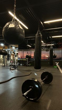 Gym 
Gym aesthetic 
Motivation 
Fitness
Fit 
Sunset 
Gym rat Trening Sztuk Walki, Fitness Vision Board, Life Vision Board, Boxing Gym, Sports Aesthetic, Vision Board Inspiration, Fitness Inspiration Body, Gym Inspiration, Workout Aesthetic