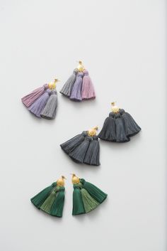 Hello Holiday · Tassel Earrings Anting Manik, Hantverk Diy, Hello Holiday, Silk Thread Jewelry, Handmade Jewel, Thread Jewellery, Earrings Inspiration