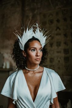 Feather Bridal Crown Tahitian Costumes, Ivory Fascinator, Feather Crown, Wedding Headbands, Contemporary Bridal, Feather Headpiece, Bridal Headwear, Alternative Wedding Dresses, East Yorkshire