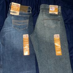 Dark Wash Men’s Jeans Size 29 X 36 Straight Leg Sits Lower On The Waist More Loose Around Thighs, Butts, And Knees Than Most! Relaxed Fit Western Style Blue Denim Jeans, Blue Western Style Denim Jeans, Blue Denim Jeans For Rodeo, Western Style Blue Jeans For Rodeo, Blue Straight Leg Bottoms For Rodeo, Blue Denim Western Bottoms, Western Style Blue Denim Bottoms, Wrangler Cowboy Cut, Wrangler Pants