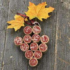 Wine Cork Red Grape Cluster Christmas Ornament Bar Decoration Cluster Ornaments, Wine Cork Christmas Tree, Cork Christmas Trees, Cork Ideas, Red Grape, Wine Cork Crafts, Wine Corks, Cork Crafts, Red Grapes