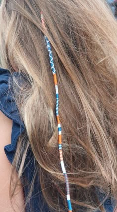 Summer Hair Wraps String, Thread Hair Wraps Diy, Hair Wrap Inspo Summer, Hair Warps Ideas, Things To Put In Your Hair, Hair Wrap Inspo Colors, Hair Raps Ideas Summer