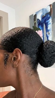 Natural Hair Scrunchie Hairstyles, Bun 4c Hair, 4c Hair In A Bun, Claw Clip Hairstyles 4c Hair Tutorial, 4c Donut Bun, Hair Bun Design, Updo Cabello Natural, Afro Hair Bun, Chignon Simple