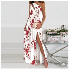 Size Large. Red And White Cross Over Top And Flowing Bottom. Never Worn. New Condition With No Tags. Long Skirt Fashion, Girls Maxi Dresses, 파티 드레스, Formal Party Dress, Floral Print Maxi, Floral Print Maxi Dress, Necklines For Dresses, Long Summer Dresses, Red Flower