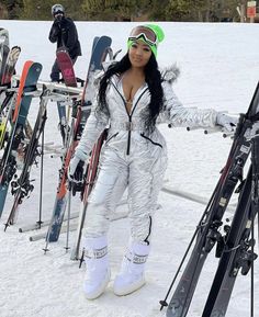 Aspen Trip Outfits, Ski Overalls Outfit, Cute Snowsuit Women, Snow Outfits Black Women, Skii Outfit Womens Fashion, Colorado Outfit Winter Black Women, Snow Mobile Outfit, Snowsuit Outfit Black Women