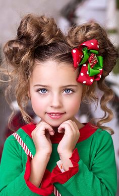 Whoville Hair, Red And Green Christmas, Christmas Hairstyles, Beautiful Hairstyles, Easter Hairstyles, Toddler Hair, Holiday Looks, Latest Hairstyles, Green Christmas