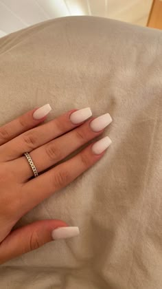 Acyrilics Nails Coffin, Cute But Basic Nails, Nail Inspo Basic, Nails Basic, White Coffin Nails, Basic Nails