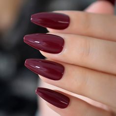 Brand Name: iMABCNumber of Pieces: One UnitOrigin: CN(Origin)Application: FingerNail Length: MediumQuantity: 24Model Number: Fake NailsNail Width: MediumMaterial: PlasticSize: Gel NailsItem Type: False NailType: Full Nail Tips Lipstick Nails, Medium Nails, Nails Glossy, Nail Shimmer, Gel Mani, Burgundy Nails, Uv Nails, Gradient Nails, Elegant Nails