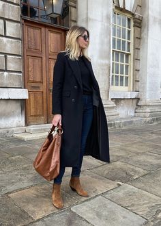 Suede Ankle Boots Outfit, Navy Blue Coat Outfit, Brown Suede Boots Outfit, Tan Boots Outfit, Brown Ankle Boots Outfit, Ankle Boots Outfit Winter, Suede Boots Outfit, Black Coat Outfit, Brown Boots Outfit