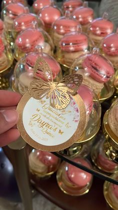 Cute souvenirs for your events, parties and more! ❤️ 50th Birthday Thank You Favors, Quince Favors Ideas, Debut Souvenir Ideas, Quince Recuerdos Ideas, Party Gifts For Guests, Cute Party Favors, Grad Party Favors, Xv Ideas, Quinceanera Favors