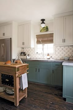 the kitchen is clean and ready to be used as an appliance for cooking