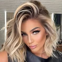 Thick Hair Styles Medium, Dirty Blonde Hair, Haircuts For Medium Hair, Penteado Cabelo Curto, Haircut For Thick Hair, Medium Hair Cuts, Medium Length Hair Cuts, Blonde Hair Color, Lace Wig