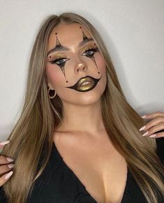 Gold Clown Makeup, Mime Halloween Makeup, Halloween Makeup 2023, Chola Clown Makeup, Halloween Makeup Glam, Hot Clown Makeup, Maquillaje De Payaso Mujer, Girl Clown Makeup, Clown Makeup Looks