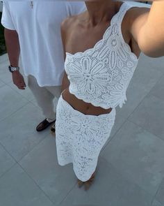 Yacht Party Outfit, Pinterest Trends, Mode Hippie, Europe Outfits, Mode Inspo, Mode Vintage, Looks Style, Spring Summer Outfits, White Top