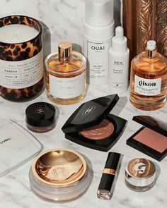 beauty products and skincare essentials you need #beauty #skincare Luxury Makeup, Aesthetic Makeup, All Things Beauty, Luxury Beauty, Beauty Essentials, Makeup Collection, Makeup Skin Care, Beauty Inspiration, Makeup Inspo