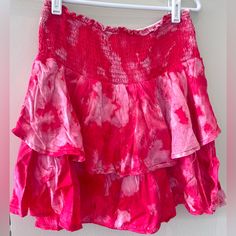 Perfect For Summer! Size Large Silk-Like Material Never Worn! Crazy Patterns, Red Mini Skirt, Maximalism, Pink And Red, Unique Outfits, Eras Tour, Pink Red, Bright Colors, Women's Skirt