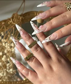 Baddie Almond Nails, Latina Nails Acrylic, Latina Nails, Nails Acrylic Short, Nails Collection, Sculpted Nails, Weak Nails, Summer Toe Nails, Nails Today