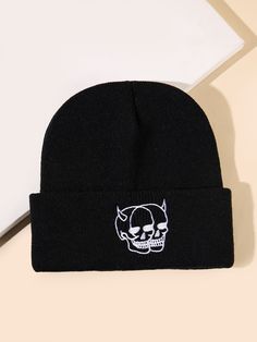 Emo Outfits For Guys, Beanies Men, Graphic Beanie, Cool Beanies, Skull Beanie, Mens Beanie Hats, Men's Beanies, Embroidered Beanie, Skull Hoodie