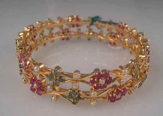 Malabar Gold Bangles, Half Set Gold Jewelry, Ruby Emerald Bangles, Emerald Bangles, Set Gold Jewelry, Jute Silk Saree, Ruby Bangles, Bangle Design, Antique Necklaces Design