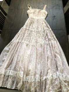 Coquette Dress Aesthetic, Vintage Feminine Aesthetic, Coquette Dresses, Cottage Core Dresses, Coquette Dress, Cottage Dress, Cottage Core Dress, Gunne Sax Dress, Cottagecore Dress