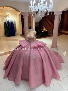 Pink And Rose Gold Quince Dresses, Sleeping Beauty Quince Theme, White Quince Dresses, Quince Planning, Quinceanera Stuff, Quinceanera Pink, Mexican Quinceanera Dresses