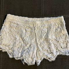 Adorable Never Worn Crochet Shorts Express Xs Lace Bottoms With Built-in Shorts For Summer, Fitted Casual Shorts With Lace Trim, White Stretch Lace Shorts, White Stretch Bottoms With Crochet Trim, Casual Bottoms With Crochet Trim In Short Length, Casual Crochet Trim Short Bottoms, Casual Stretch Shorts With Lace Trim, Casual Crochet Trim Shorts, Summer Stretch Lace Shorts