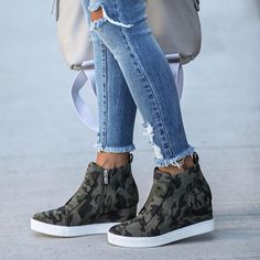 Womens Wedge Sneakers, Converse Outfits, Heels Wedge, Leopard Wedges, Tennis Shoes Outfit, Womens Camo, Zipper Heels, Winter Ankle Boots, Tumblr Outfits