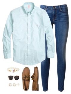 Sperry Outfits, Walker Bag, Preppy Inspiration, Southern Fashion, Southern Outfits, Causal Outfits, Karen Walker, Closet Fashion, Sperry Top Sider