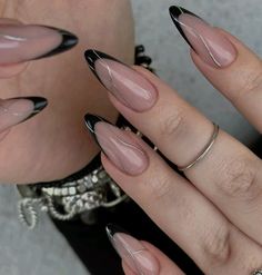 Dark Angel Nails, Black And Silver Almond Nails, Powerful Nails, Unusual Nail Designs, Black Almond Nails, Cartoons Movies, Sharp Nails, Hippie Nails, Gothic Nails