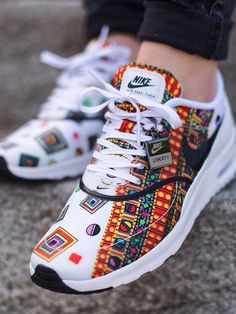 Liberty X Nike Air Max Thea QS Afrikaanse Mode, Nike Air Max Thea, Nike Free Shoes, Nike Free Runs, Nike Shox, Nike Fashion, Nike Basketball, Running Shoes Nike