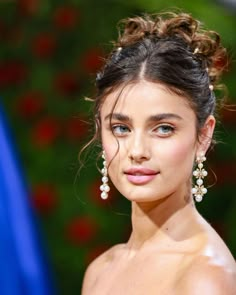 Ball Hairstyles, Taylor Hill, Fancy Hairstyles, Hair Stylist Life, Formal Hairstyles, American Beauty, Wedding Hair And Makeup