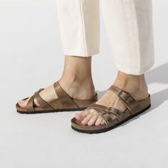 Birkenstock Franca, Birkenstock Colors, Birkenstock Styles, Birkenstock Style, Birkenstock Women, Zermatt, Perfect Shoes