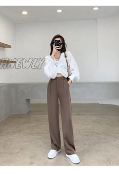 SPECIFICATIONS Waist Type: HIGH Season: Spring/Autumn Pant Style: Wide Leg Pants Material: Polyester Length: Ankle-Length Pants Front Style: Flat Fit Type: LOOSE Fabric Type: Broadcloth Decoration: Pockets,vintage Closure Type: Button Fly White Cargo Pants For Fall, White High-waisted Pants For Fall, White High Waist Wide Leg Pants For Fall, White High-waist Wide Leg Pants For Fall, White Ankle-length Pants For Fall, Baggy White Wide Leg Pants For Work, White Baggy Wide Leg Pants For Work, Black Women Business Attire, Vintage Baggy Pants