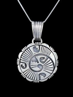 Navajo Sterling Silver Sculpted Pendant Necklace