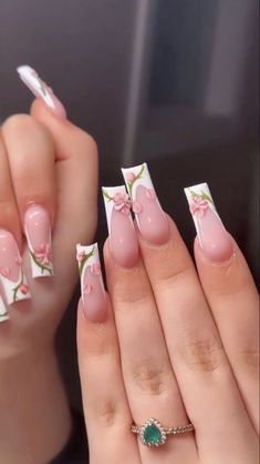 Besame Mucho Nails, Spring Nail Set Ideas, Jhene Aiko Nails, Spring Nail Sets, Nails Art Simple, Nail Art 2022, Design Nails Art, Nail Art 2023, Nail Art For Short Nails