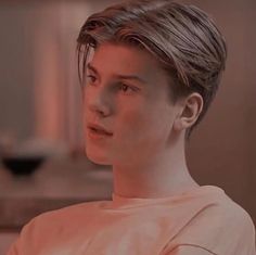 Ruel Van Dijk, Middle Part Hairstyles, Boys Long Hairstyles, Hair Locks, Van Dijk, Hair Laid, Painkiller, Hair Reference, Boys Haircuts