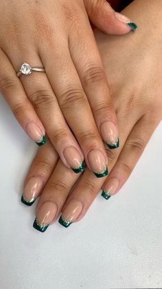 #green #greennails #gold #sparkles #frechtips #nails #acrylicnaildesigns Green With Gold Tip Nails, Green And Gold Biab Nails, Green French Tip With Silver Line, Green Nail Tips Acrylic, Square Nails Green Design, Nails For Green Hoco Dress, Short Cute Green Nails, Short French Green Nails, Hoco Nails Emerald Green